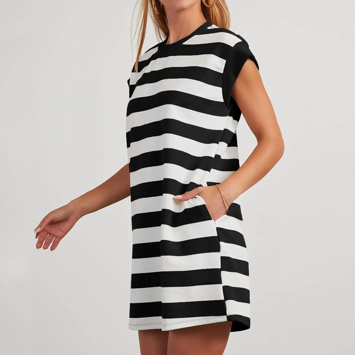 Womens Striped Summer Dresses 2024 Crewneck Patchwork Casual Loose Color Block Tshirt Dress with Pockets