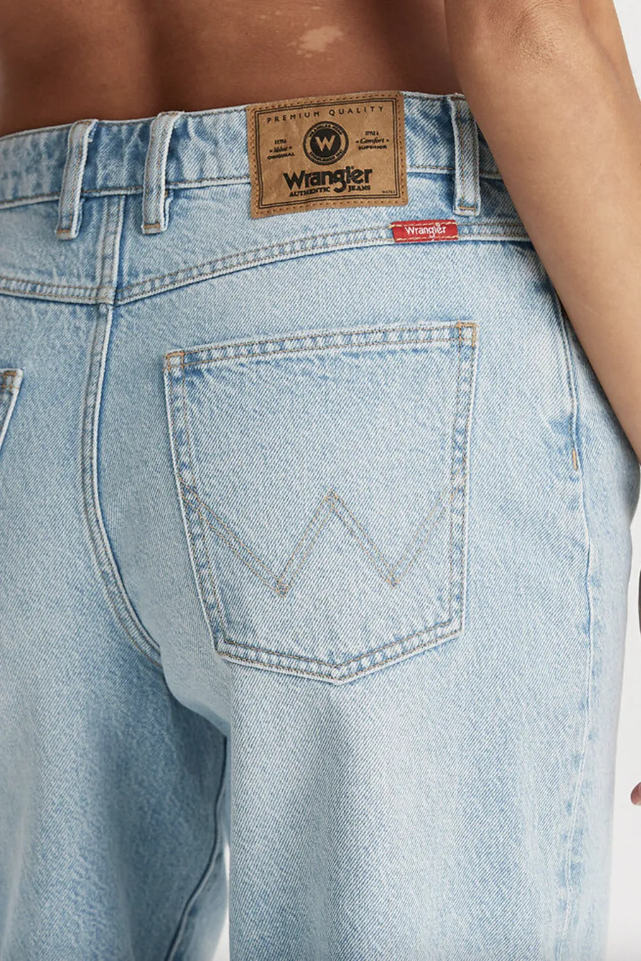 WRANGLER MID FARRAH BAGGY SHORT - 85 FADE